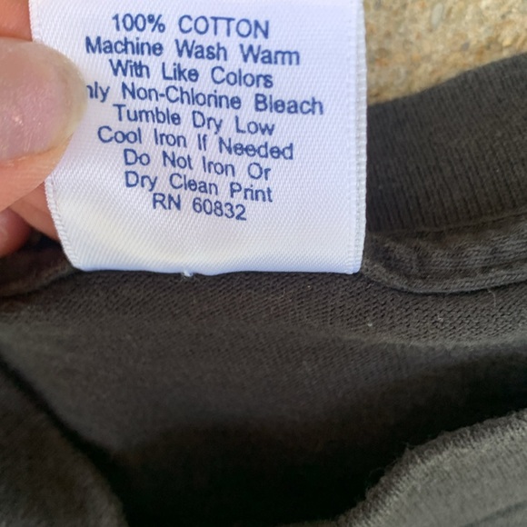 Rugged Tee’s Hunting Pioneers Scene with Bear Double-Sided Graphic T-Shirt Sz M - Picture 4 of 6